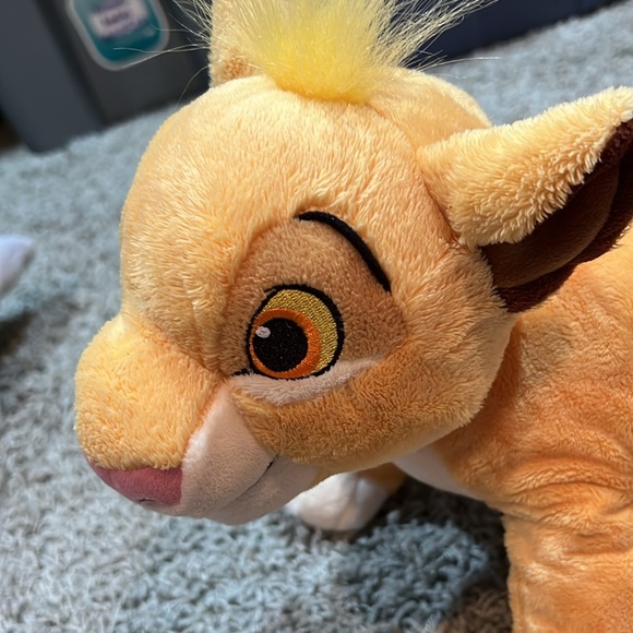 Plush Simba The Lion King - Picture 2 of 7